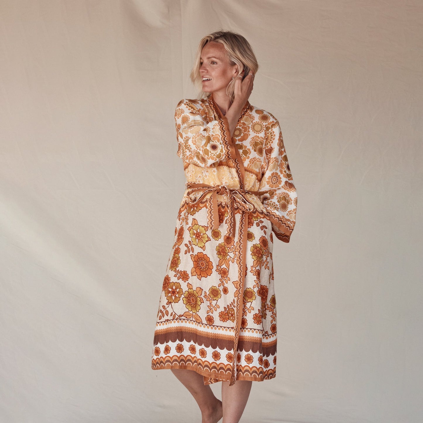 Joni 100% Linen Robe